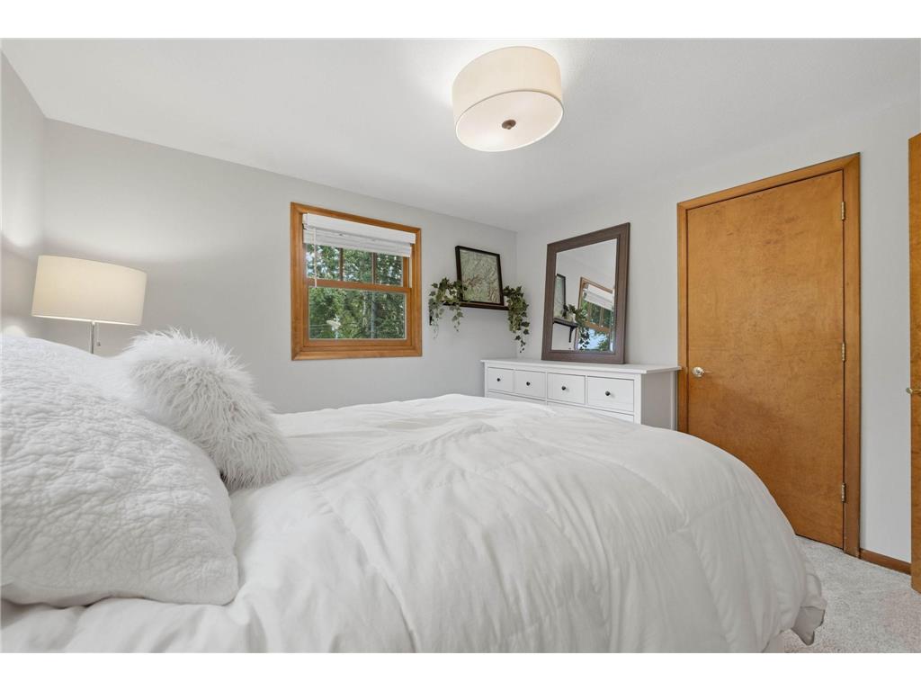 2400 Cavell Avenue N Golden Valley MN 55427 7077827 image32
