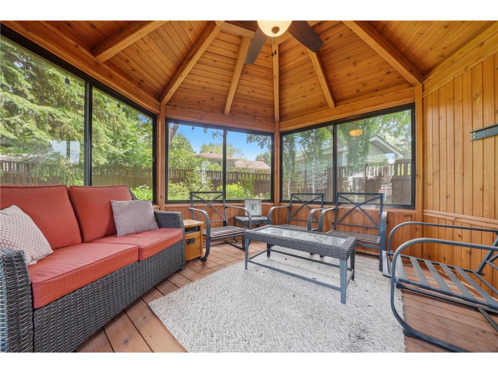 2400 Cavell Avenue N Golden Valley MN 55427 7077827 image43