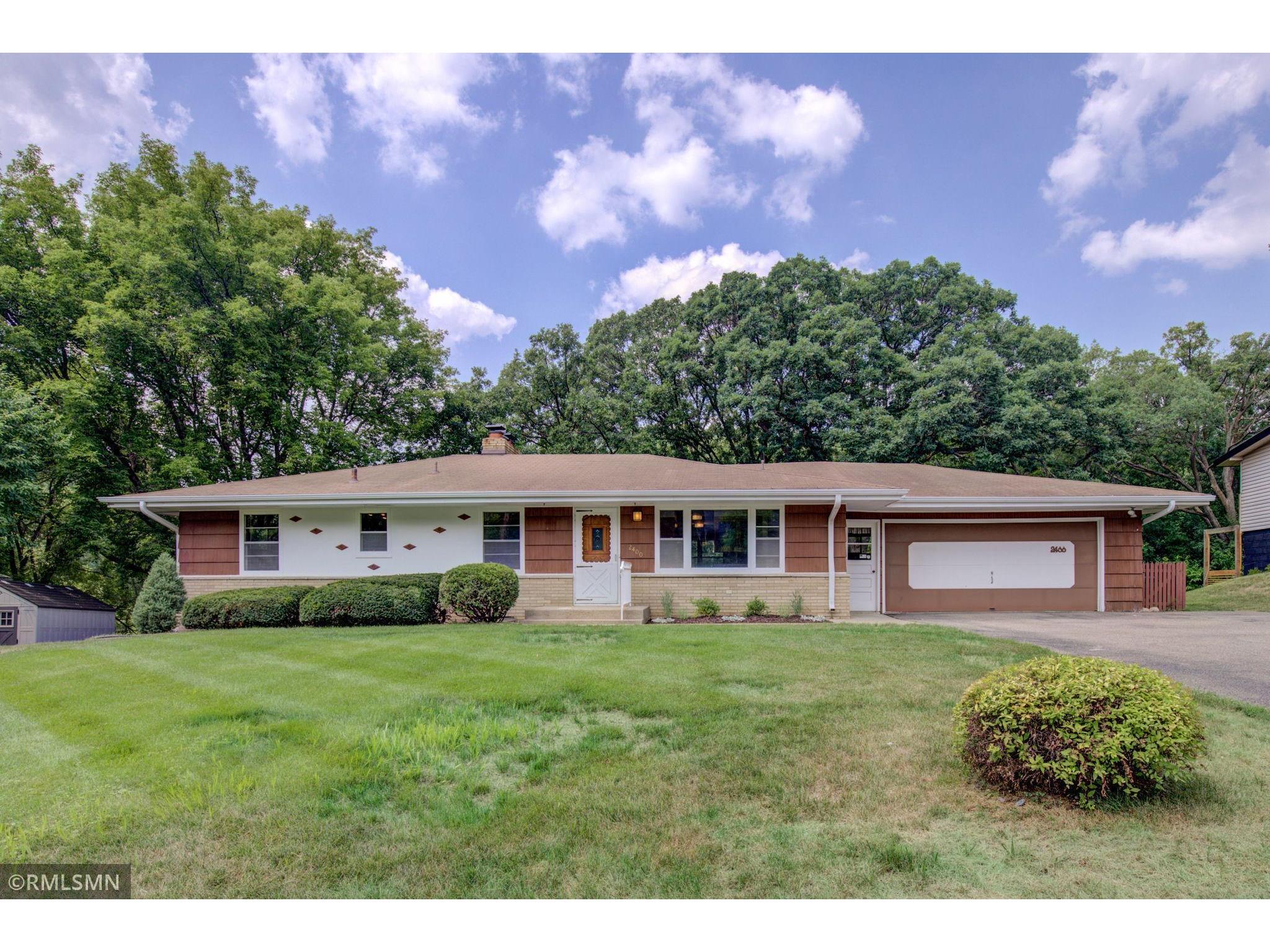 2400 Cedarwood Ridge, MN, 55305 MLS 5725984 Edina Realty