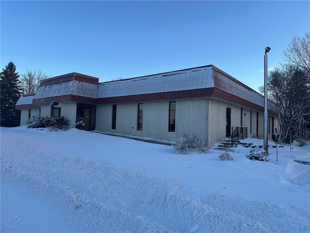 2400 County Road D W Roseville MN 55112 7003148 image1