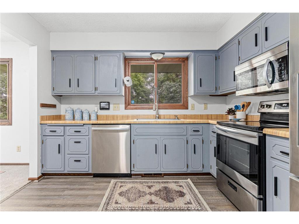 2400 E 125th Street Burnsville MN 55337 6774264 image14