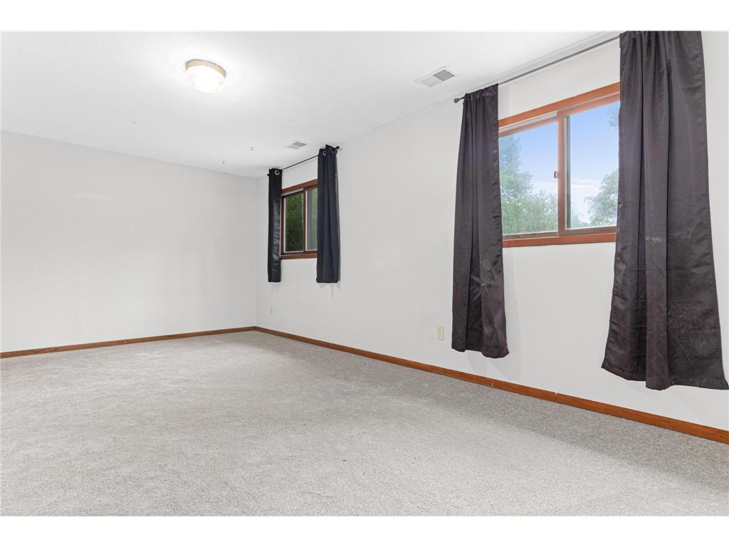 2400 E 125th Street Burnsville MN 55337 6774264 image27