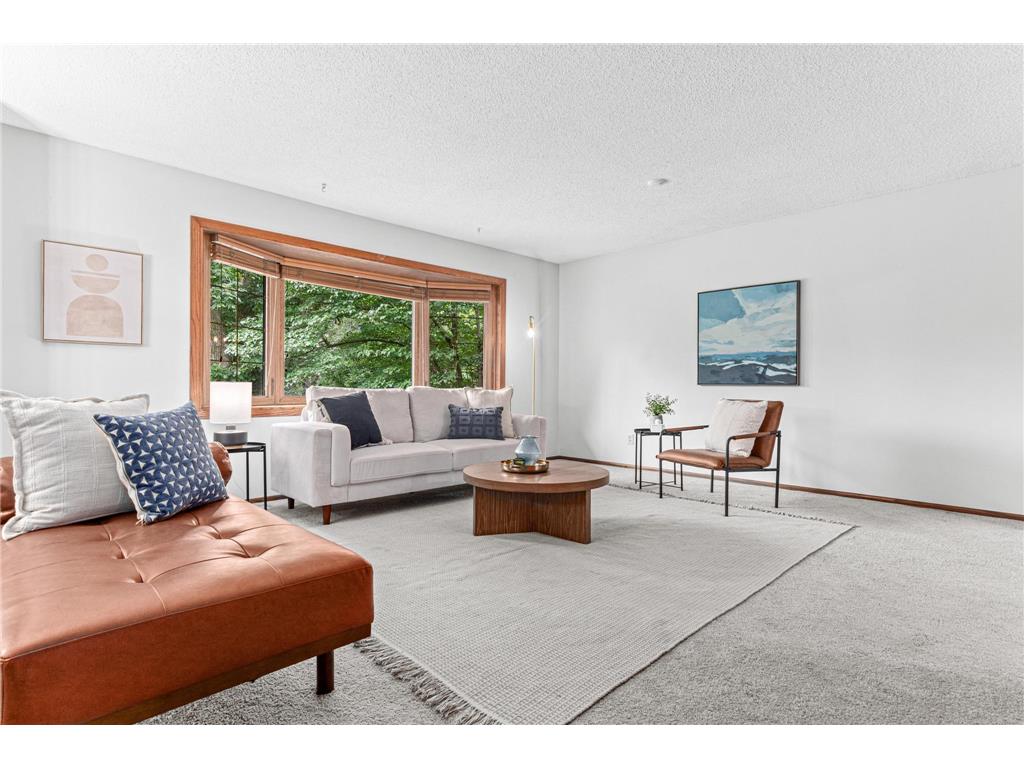 2400 E 125th Street Burnsville MN 55337 6774264 image3