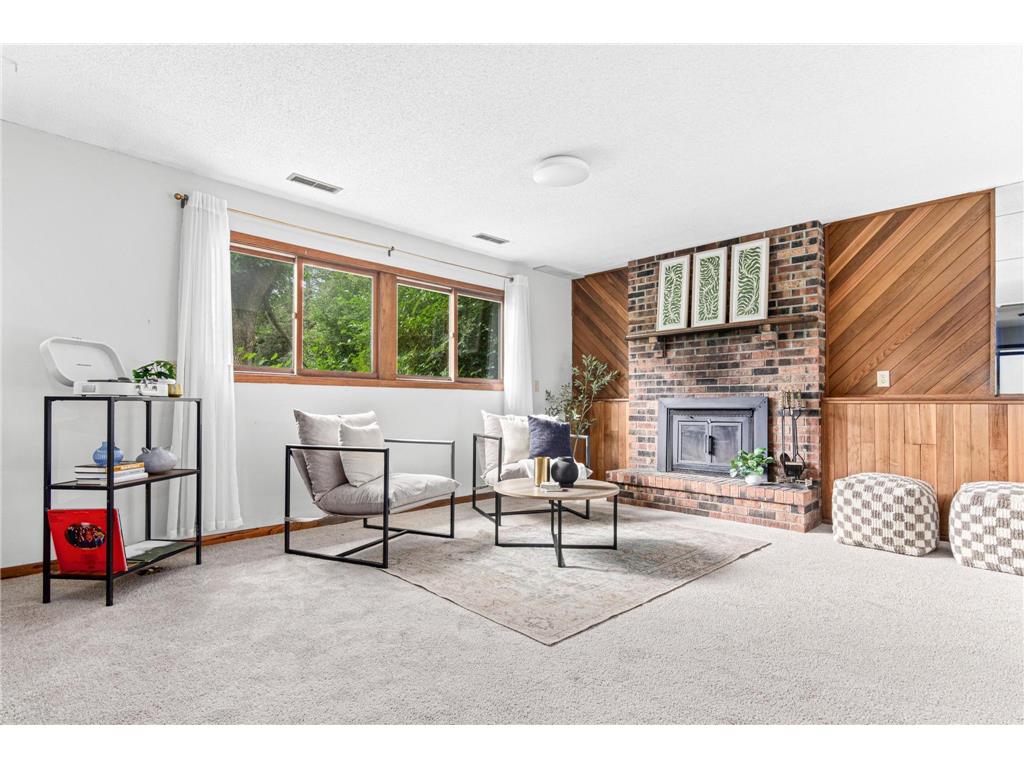 2400 E 125th Street Burnsville MN 55337 6774264 image32