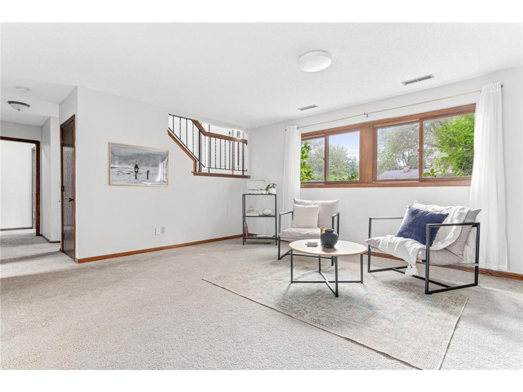 2400 E 125th Street Burnsville MN 55337 6774264 image35