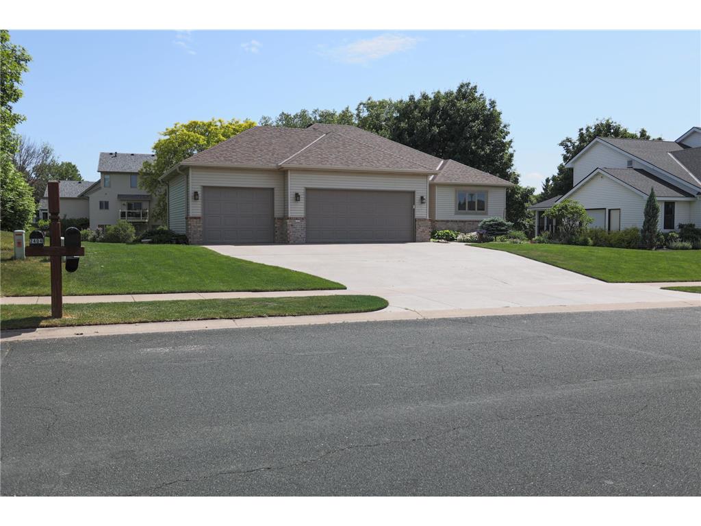 2400 Emerald Bend Hudson WI 54016 7085493 image2