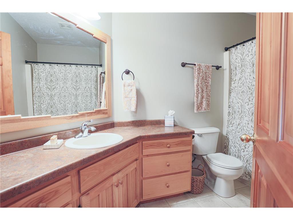 2400 Emerald Bend Hudson WI 54016 7085493 image22