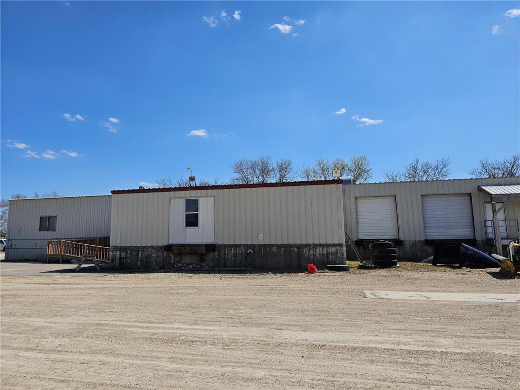 2400 Trott Avenue SW Willmar MN 56201 7073425 image5