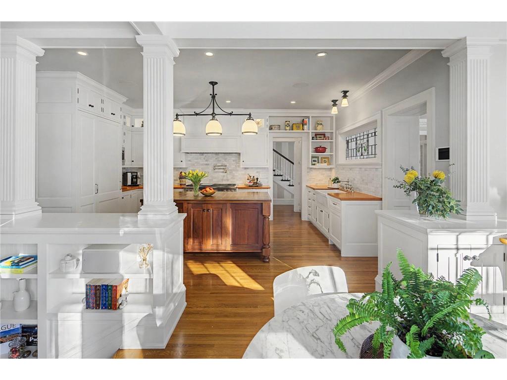 2400 W Lake Of The Isles Parkway Minneapolis MN 55405 - Lake of the Isles 6775659 image12