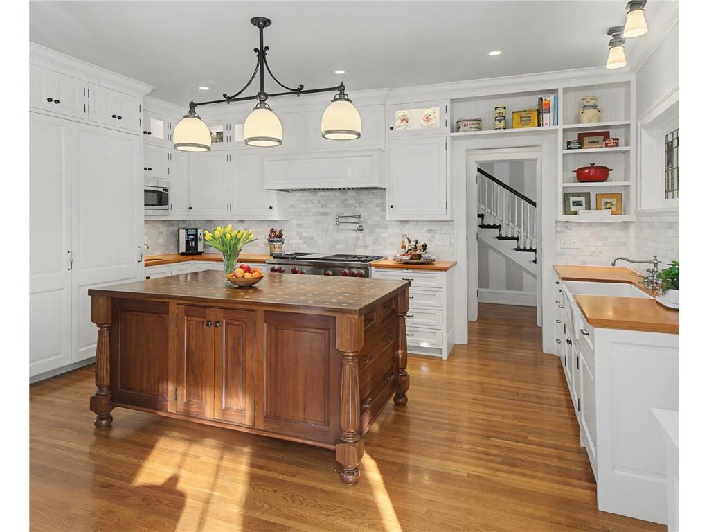 2400 W Lake Of The Isles Parkway Minneapolis MN 55405 - Lake of the Isles 6775659 image13