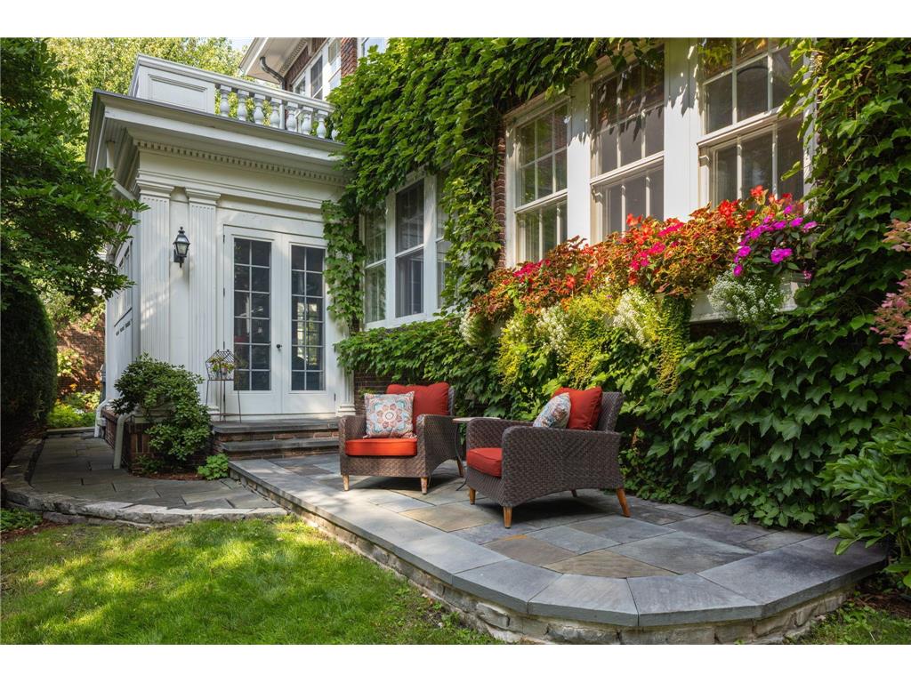 2400 W Lake Of The Isles Parkway Minneapolis MN 55405 - Lake of the Isles 6775659 image17