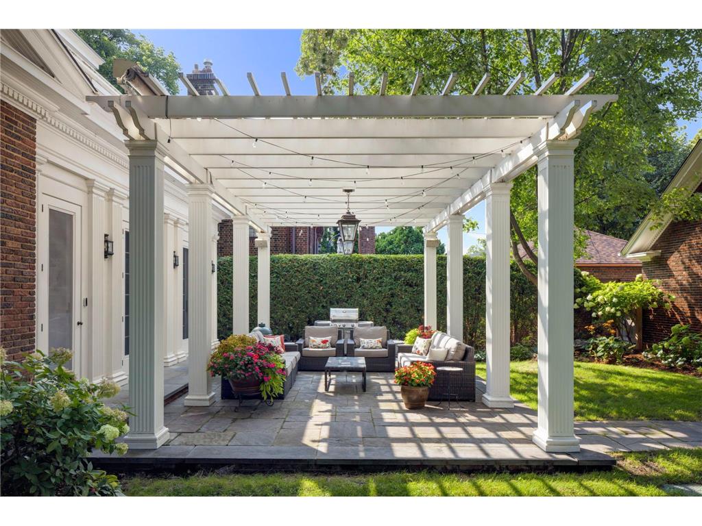 2400 W Lake Of The Isles Parkway Minneapolis MN 55405 - Lake of the Isles 6775659 image23