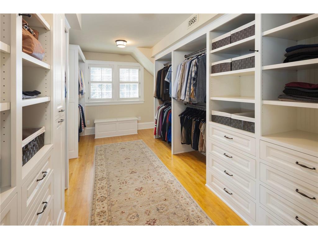 2400 W Lake Of The Isles Parkway Minneapolis MN 55405 - Lake of the Isles 6775659 image34