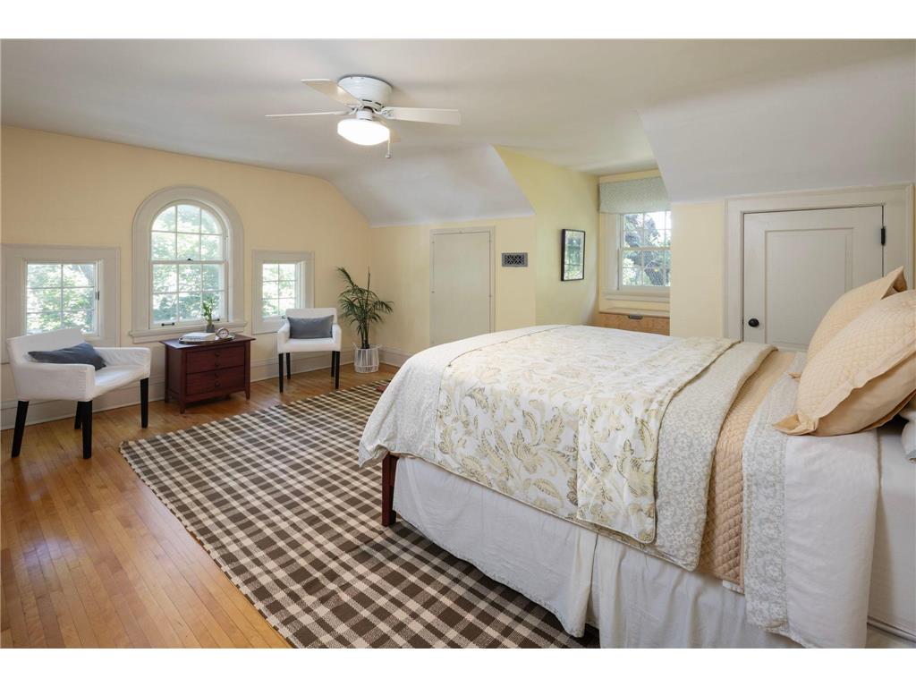 2400 W Lake Of The Isles Parkway Minneapolis MN 55405 - Lake of the Isles 6775659 image40