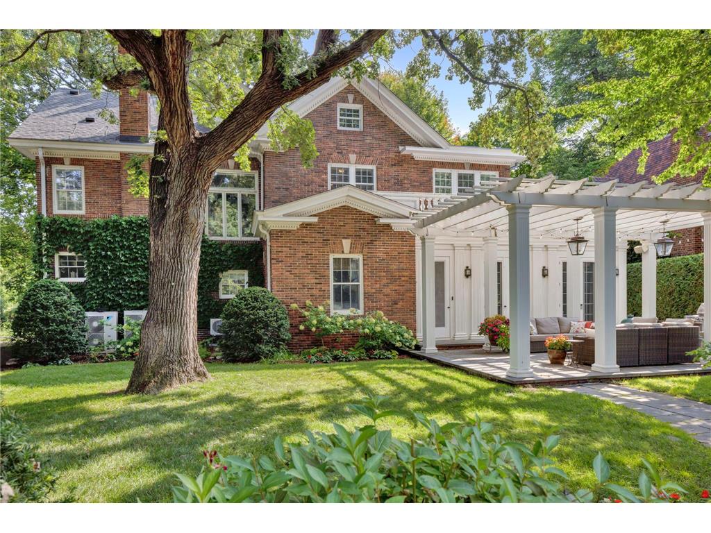 2400 W Lake Of The Isles Parkway Minneapolis MN 55405 - Lake of the Isles 6775659 image52