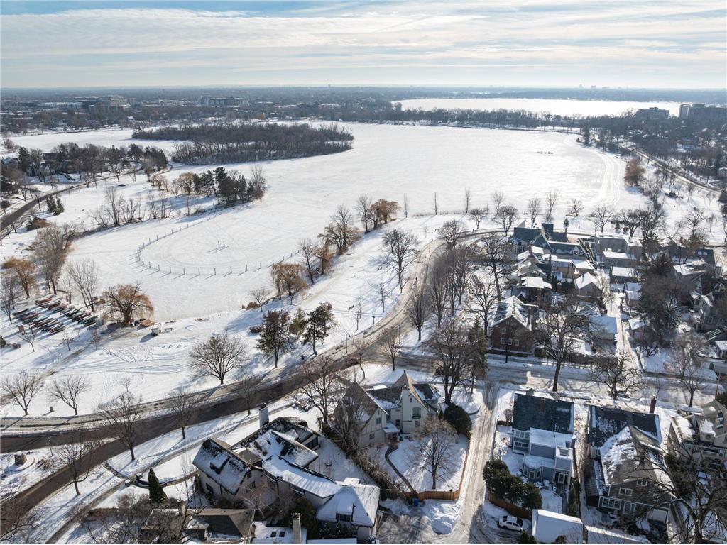 2400 W Lake Of The Isles Parkway Minneapolis MN 55405 - Lake of the Isles 6775659 image65