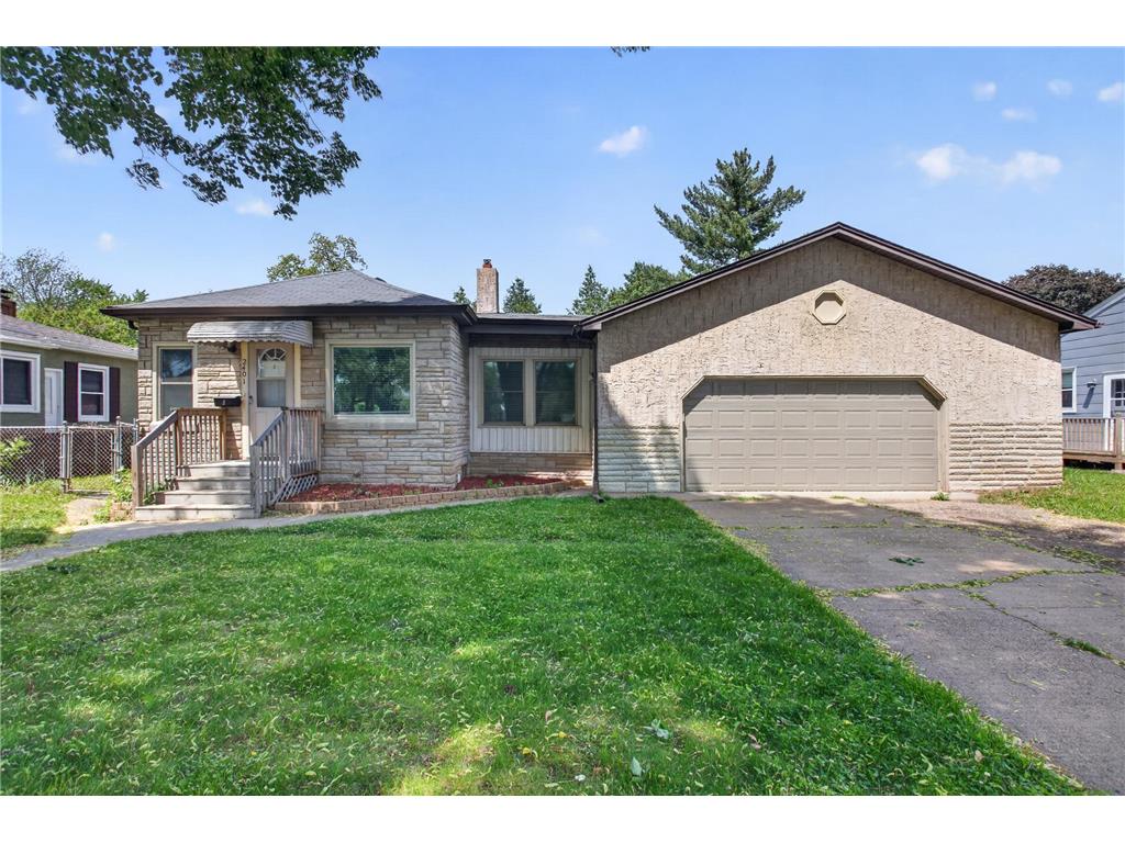 2401 14th Avenue E North Saint Paul MN 55109 7081554 image1
