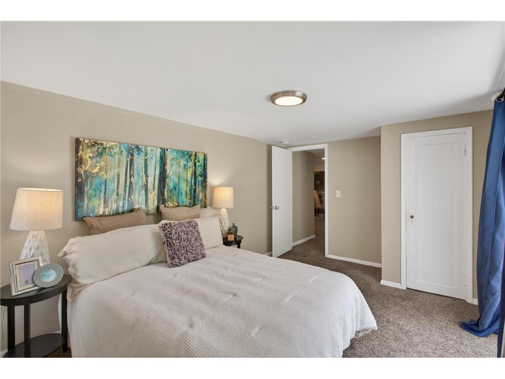 2401 14th Avenue E North Saint Paul MN 55109 7081554 image12
