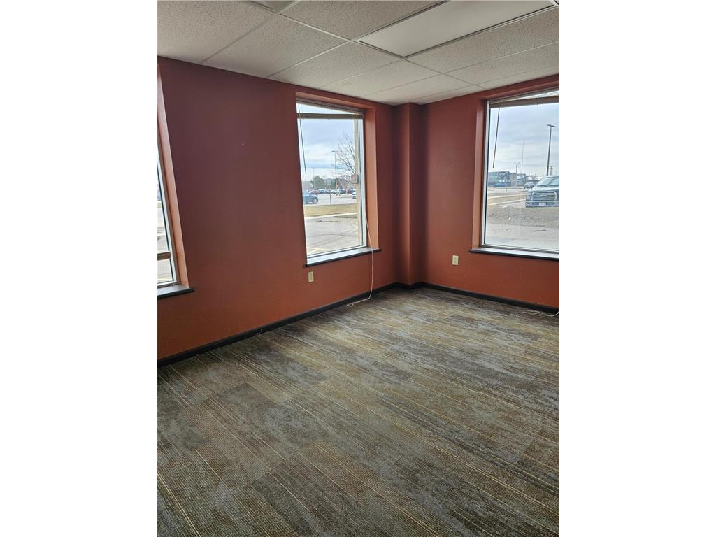 2401 & 2424 1st Street S Willmar MN 56201 7063785 image14