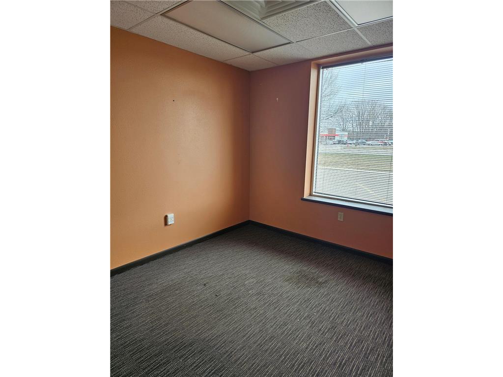 2401 & 2424 1st Street S Willmar MN 56201 7063785 image22