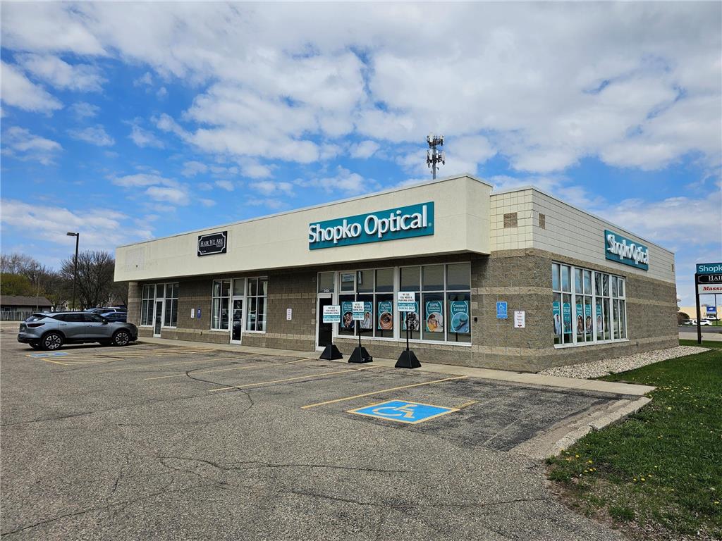 2401 & 2424 1st Street S Willmar MN 56201 7063785 image5