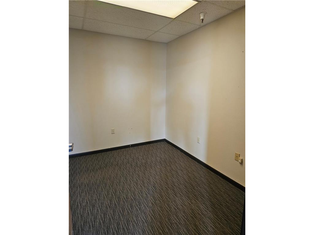 2401 & 2424 1st Street S Willmar MN 56201 7063785 image9
