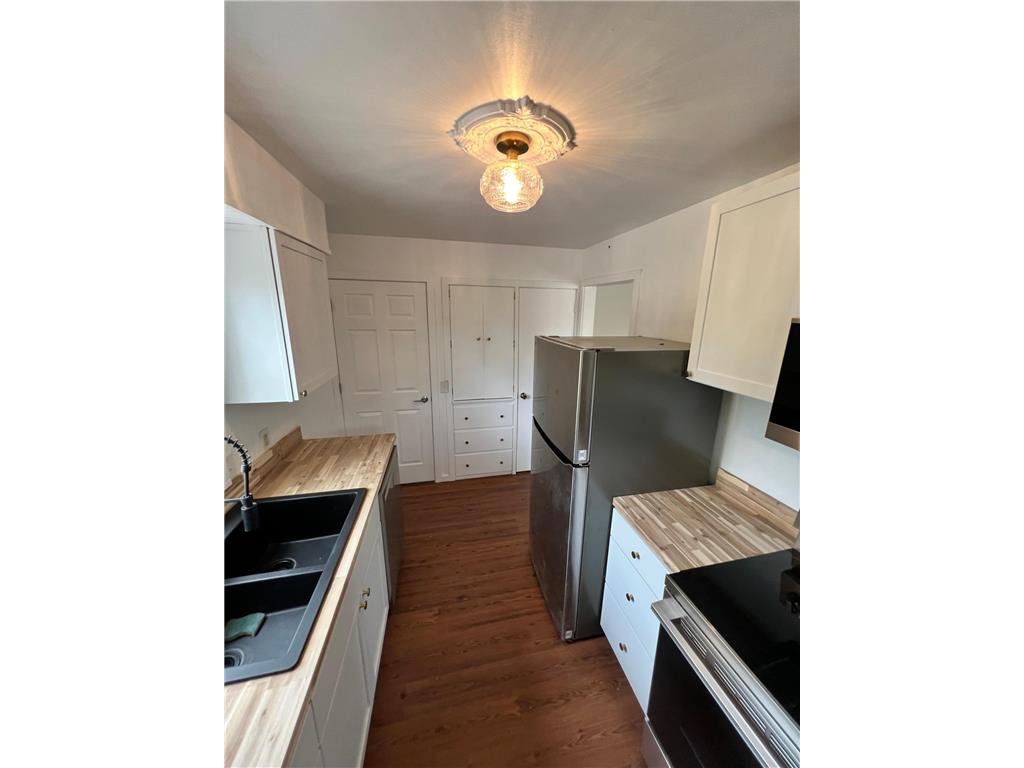 2401 7th Avenue E Hibbing MN 55746 7085794 image16