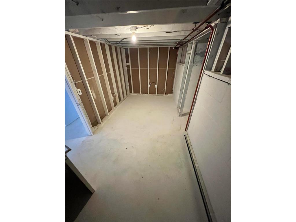 2401 7th Avenue E Hibbing MN 55746 7085794 image34