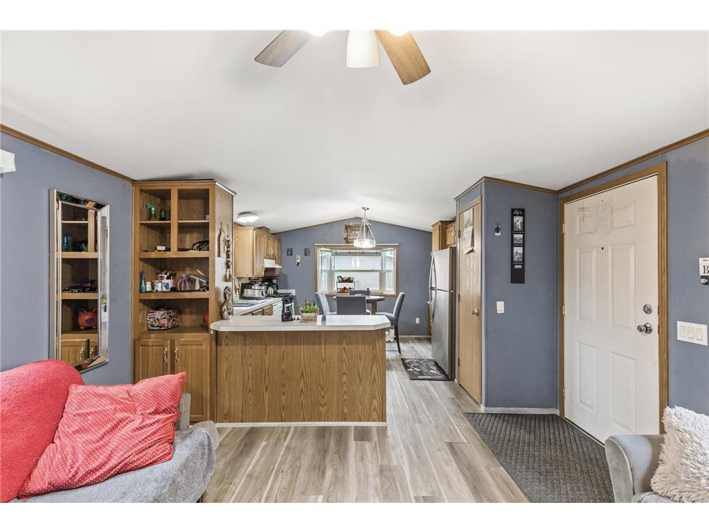 2401 Bison Dr Maplewood MN 55119 6761790 image10