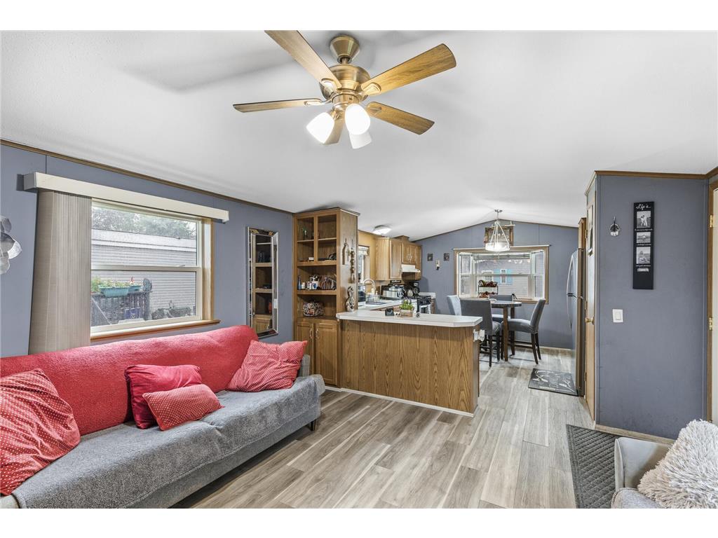 2401 Bison Dr Maplewood MN 55119 7013432 image11