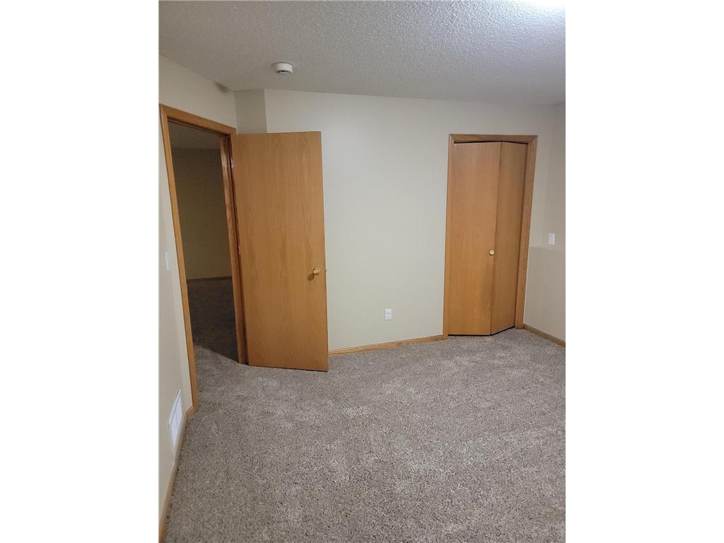 2401 Brenner Court Roseville MN 55113 7108835 image18