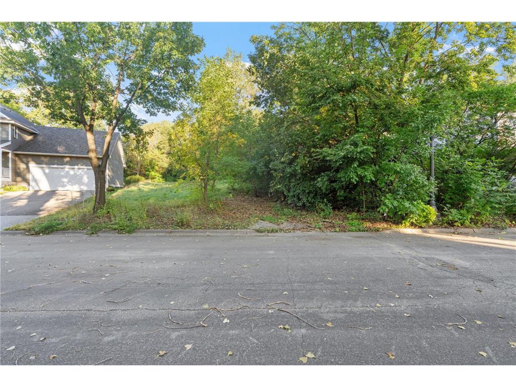 2401 Commonwealth Avenue Saint Paul MN 55108 7019108 image8