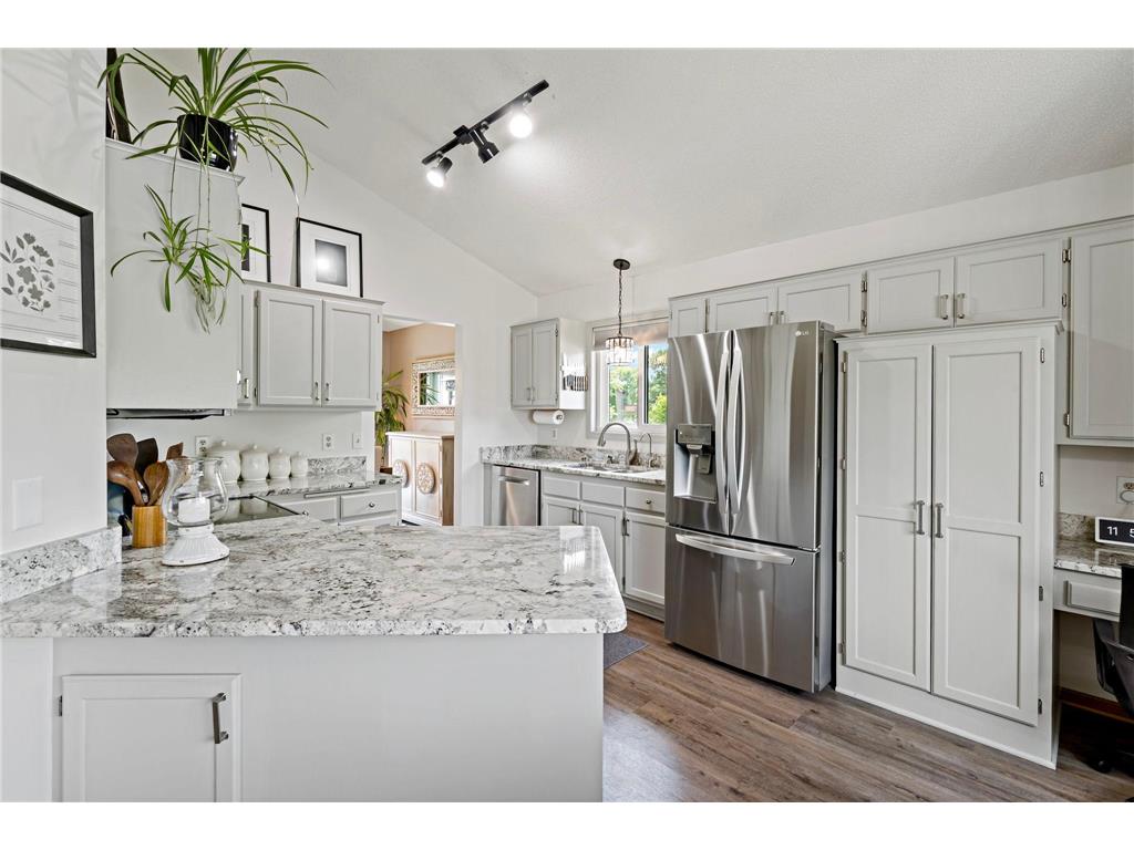 2401 Hydram Avenue N Oakdale MN 55128 7094208 image13