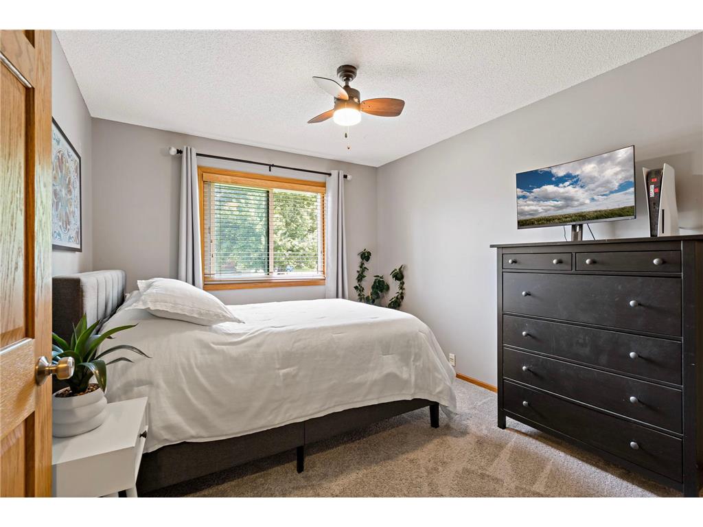 2401 Hydram Avenue N Oakdale MN 55128 7094208 image21