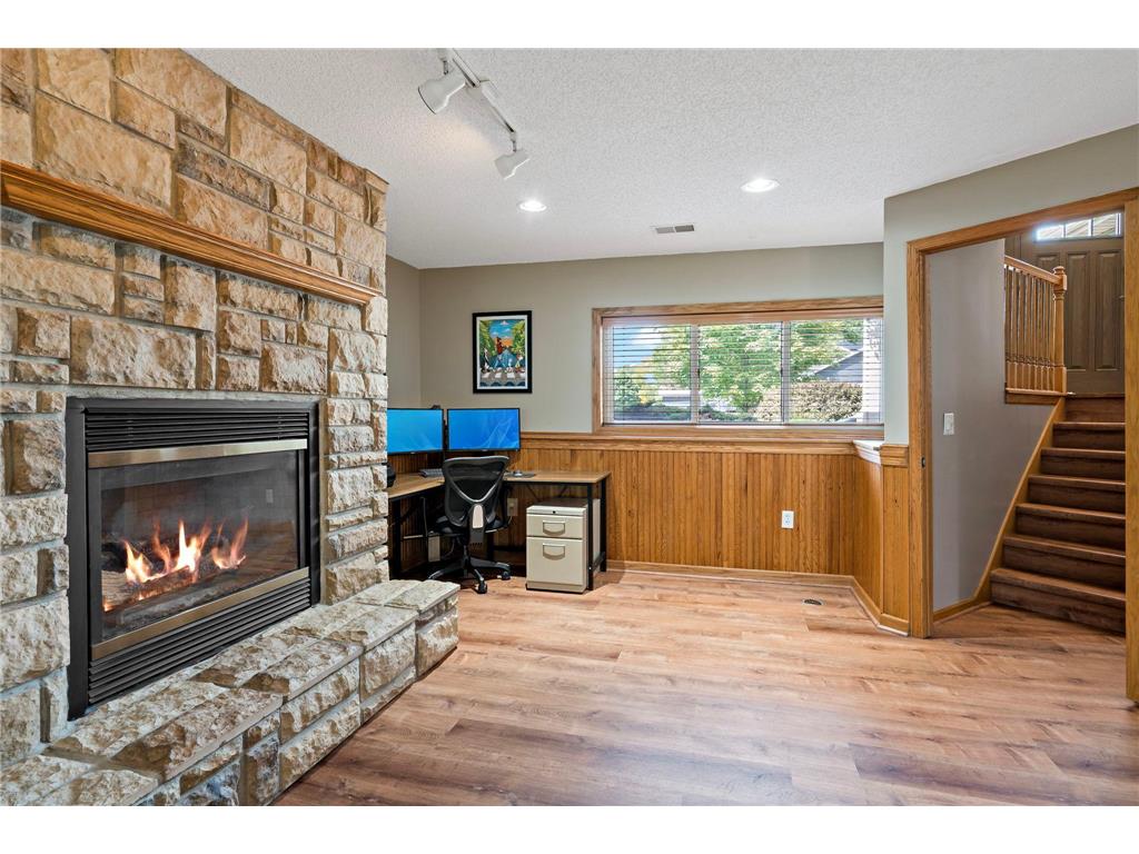 2401 Hydram Avenue N Oakdale MN 55128 7094208 image25
