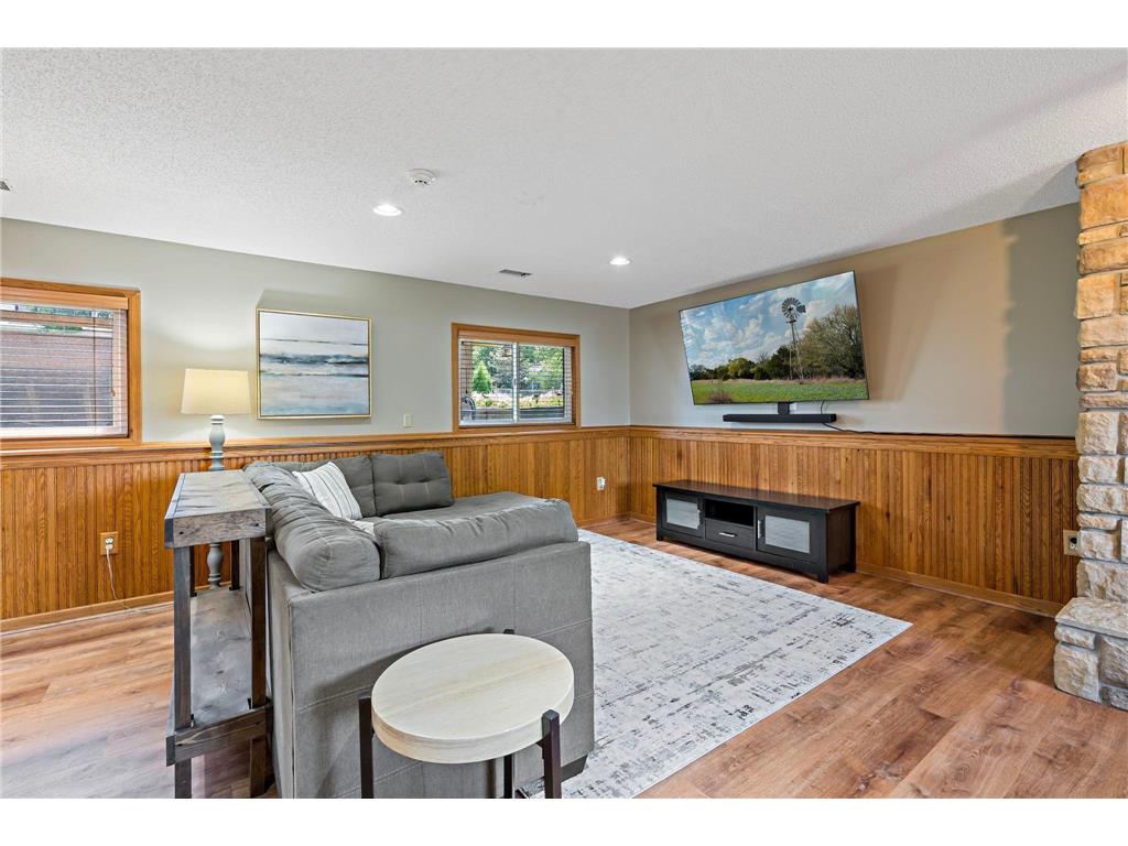 2401 Hydram Avenue N Oakdale MN 55128 7094208 image26