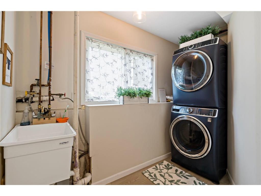 2401 Hydram Avenue N Oakdale MN 55128 7094208 image30