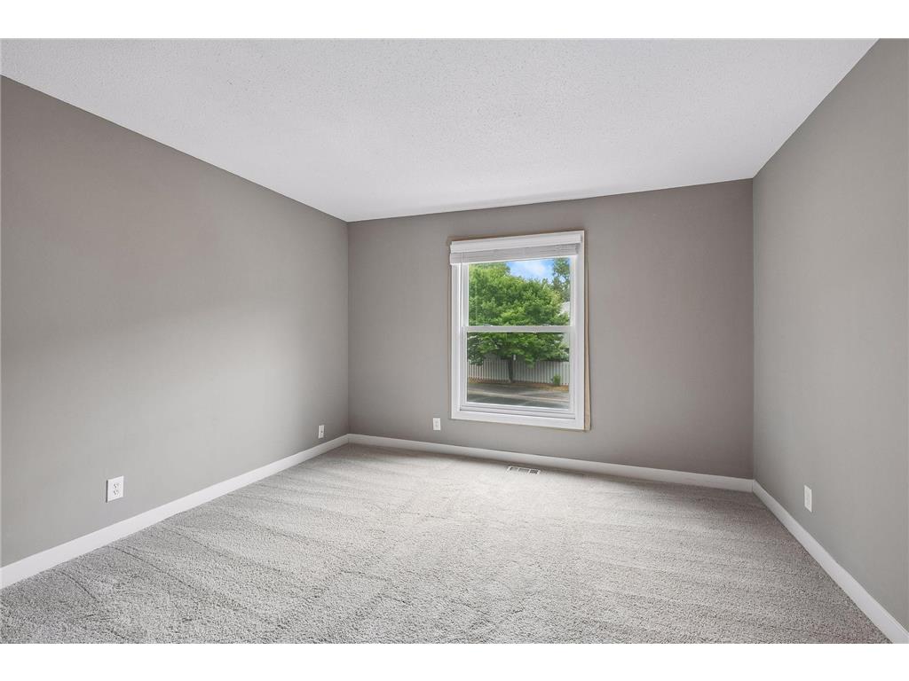 2401 Unity Avenue N Golden Valley MN 55422 7098638 image18