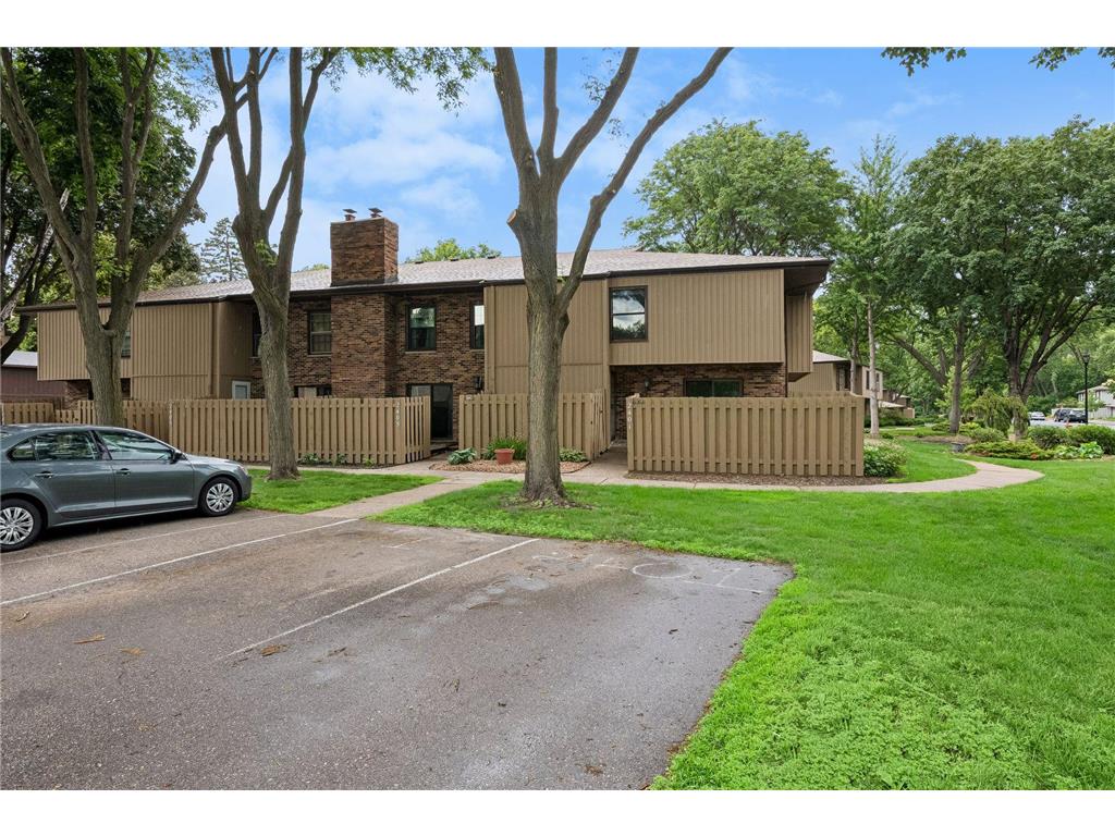 2401 Unity Avenue N Golden Valley MN 55422 7098638 image30