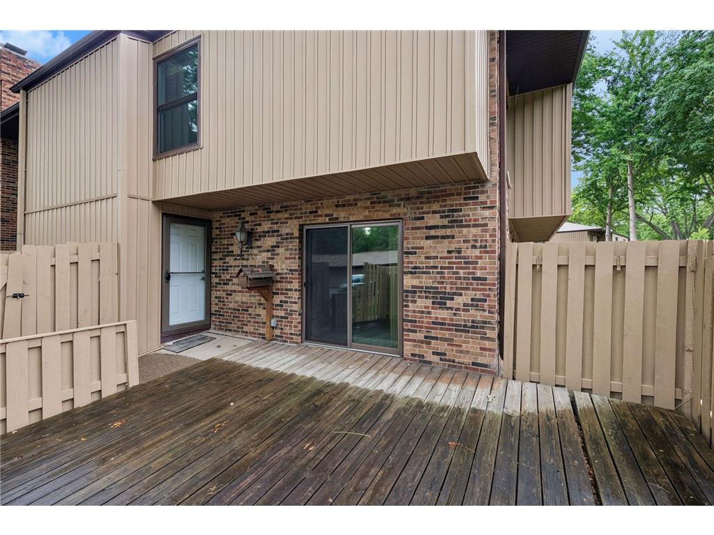 2401 Unity Avenue N Golden Valley MN 55422 7098638 image4