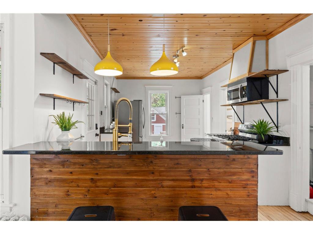 2401 Upton Avenue N Minneapolis MN 55411 7084128 image21