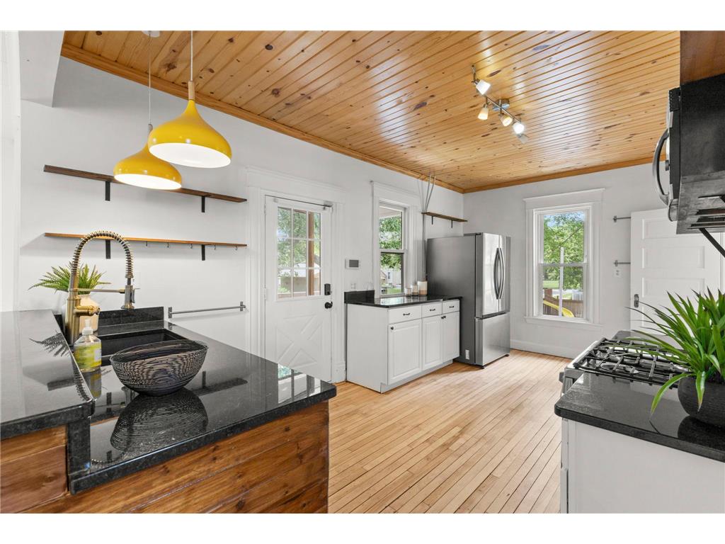 2401 Upton Avenue N Minneapolis MN 55411 7084128 image22