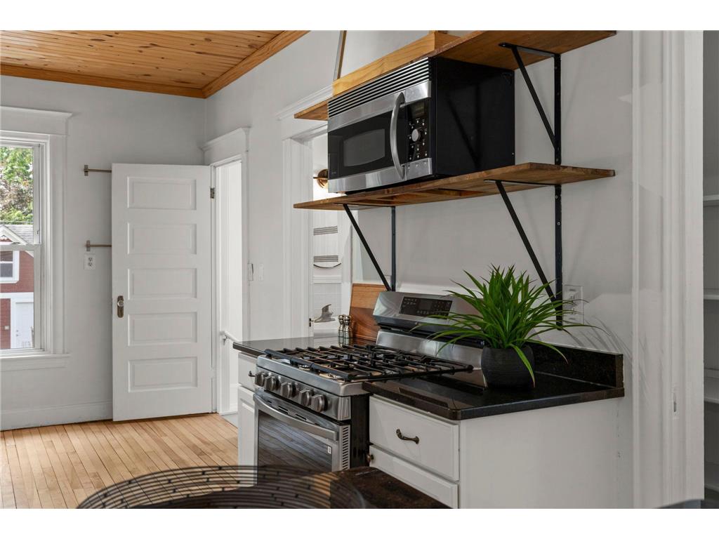 2401 Upton Avenue N Minneapolis MN 55411 7084128 image27