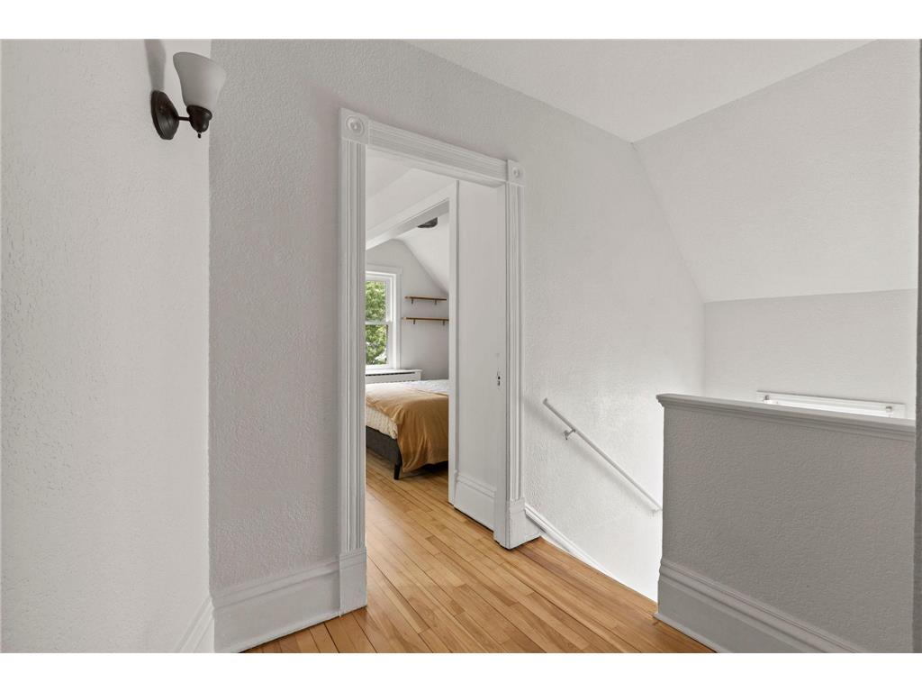 2401 Upton Avenue N Minneapolis MN 55411 7084128 image32
