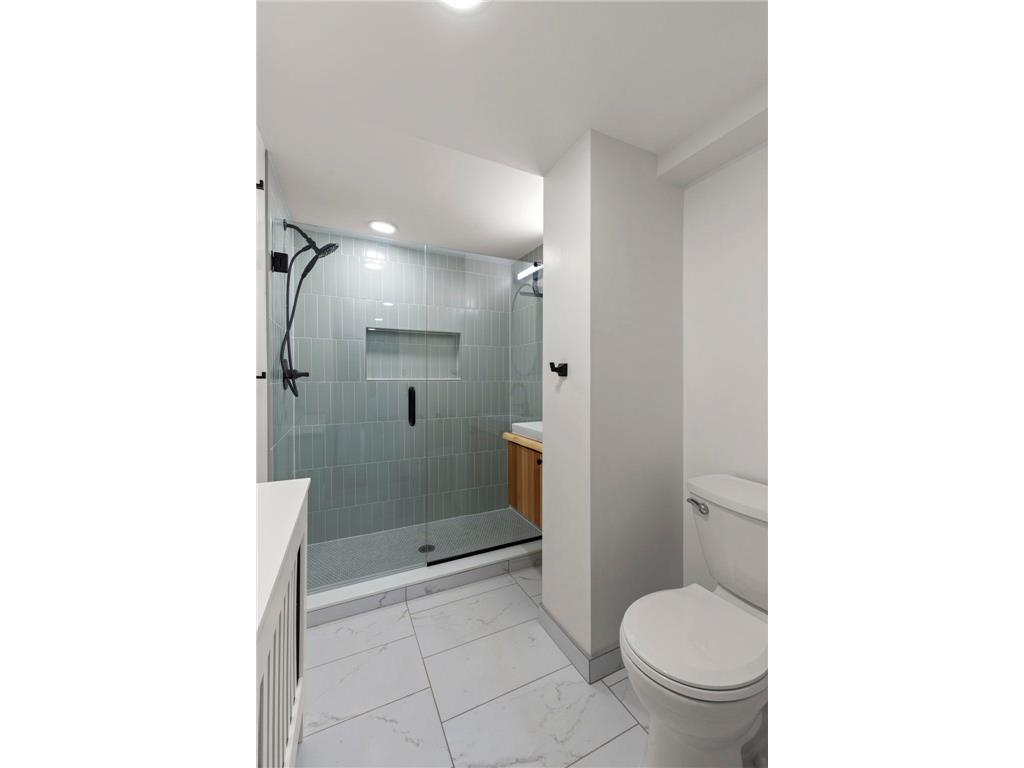 2401 Upton Avenue N Minneapolis MN 55411 7084128 image60