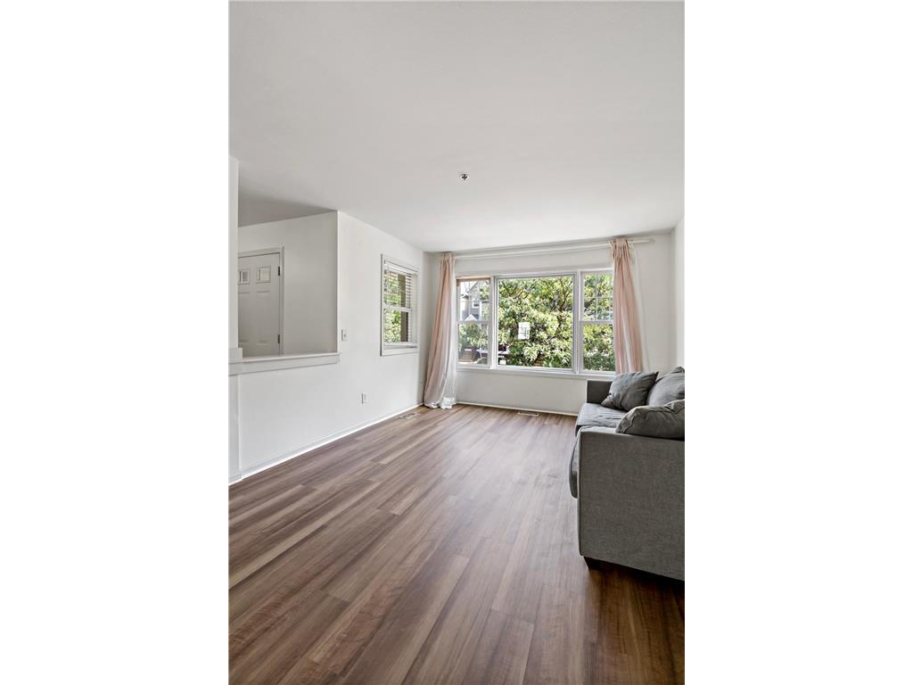 2402 16th Avenue S Minneapolis MN 55404 6751404 image13