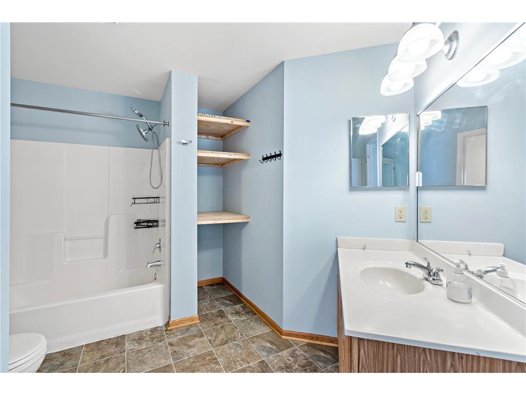 2402 16th Avenue S Minneapolis MN 55404 6751404 image25