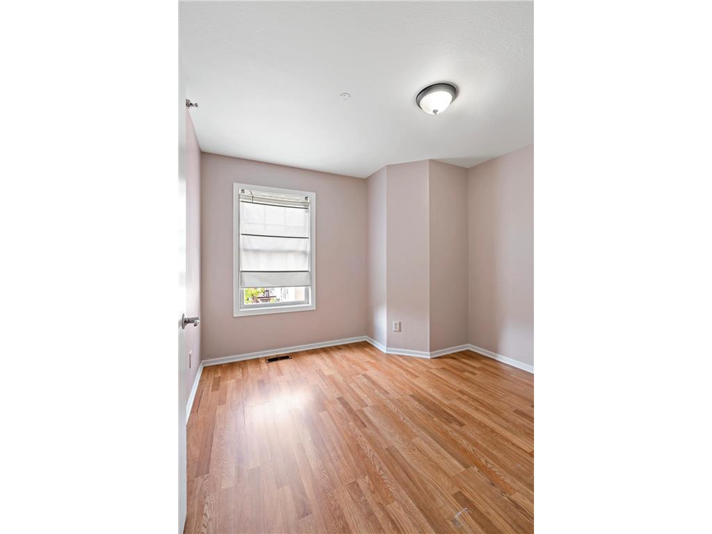 2402 16th Avenue S Minneapolis MN 55404 6751404 image26