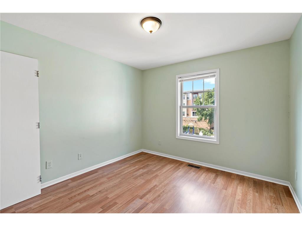 2402 16th Avenue S Minneapolis MN 55404 6751404 image28