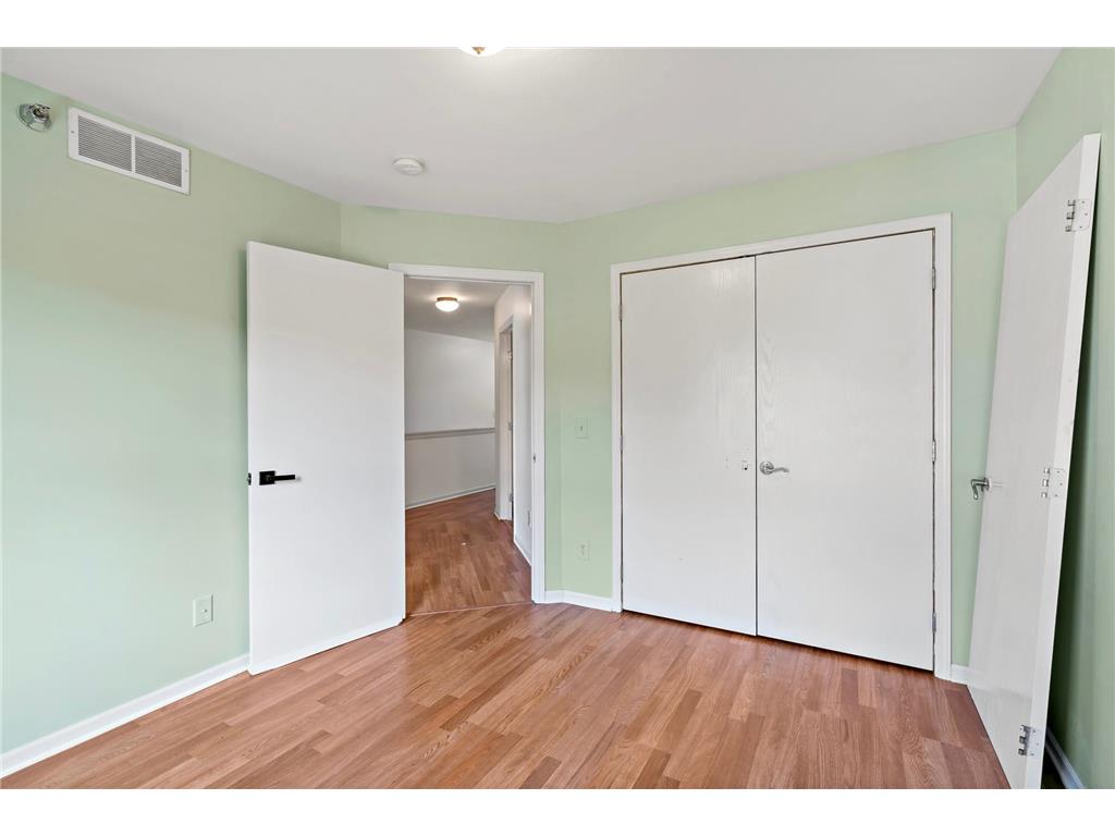 2402 16th Avenue S Minneapolis MN 55404 6751404 image29